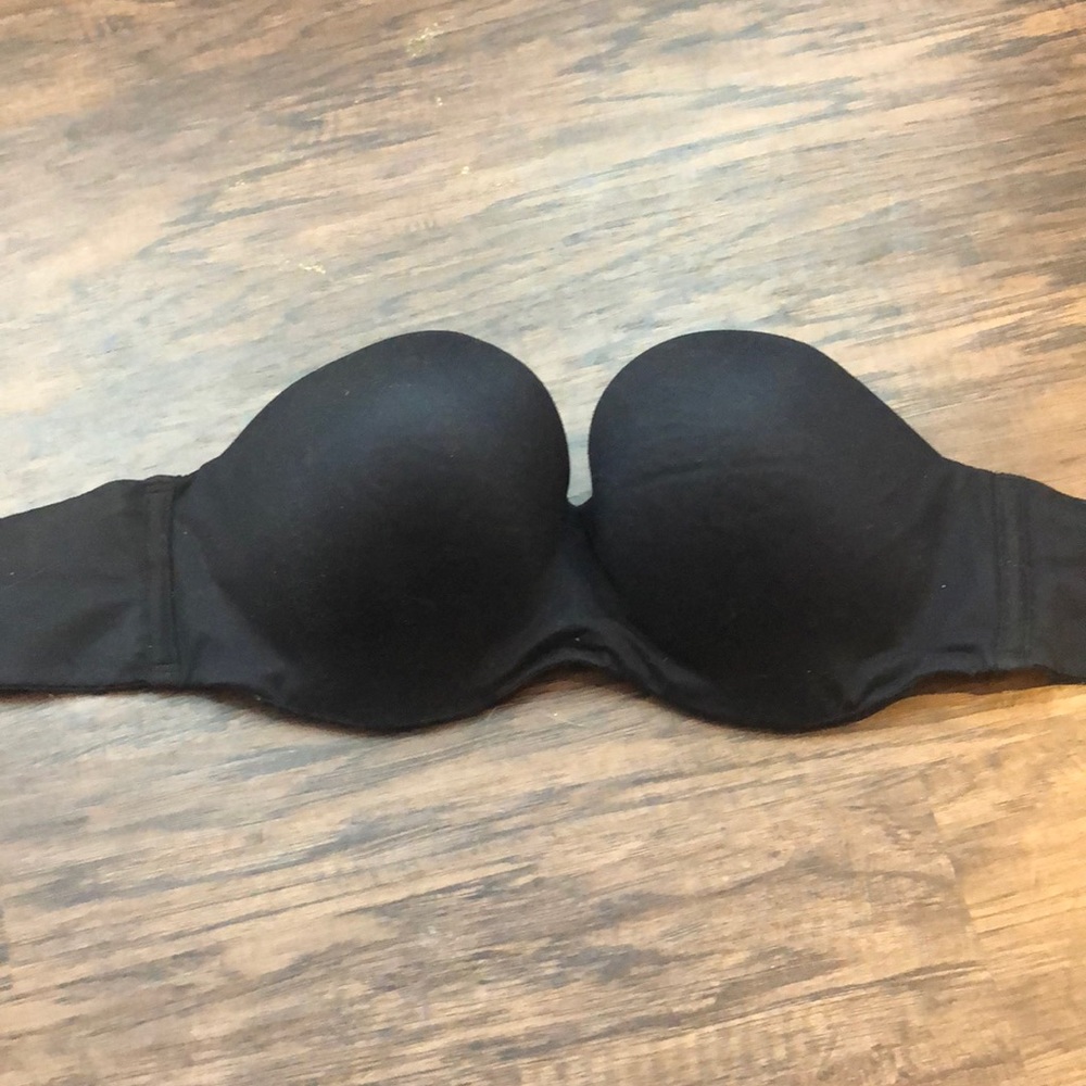 Body by Victoria strapless bra